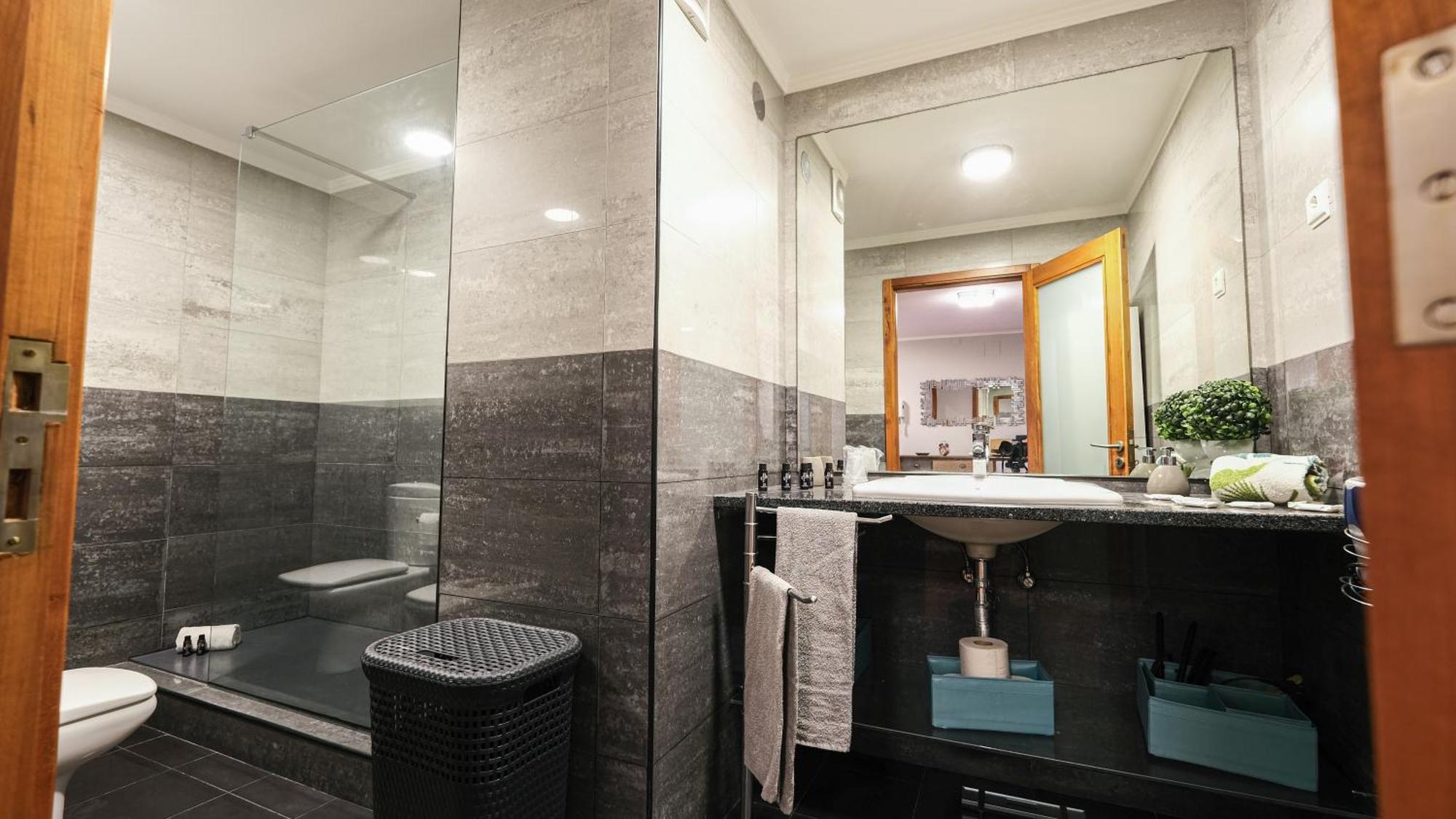 Relax Inn Apartment Понта-Делгада Екстер'єр фото